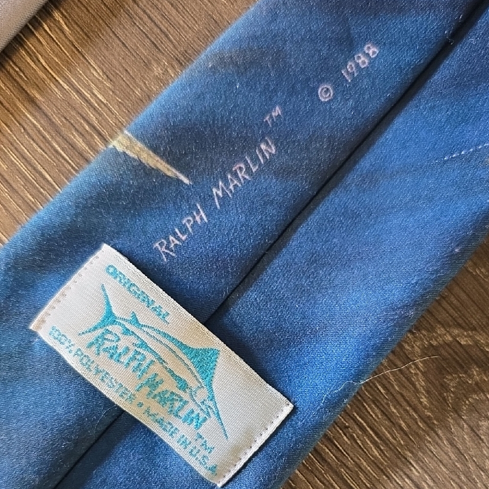 Vintage 1988 Ralph Marlin "Birds Of Prey" Tie - Picture 2 of 7